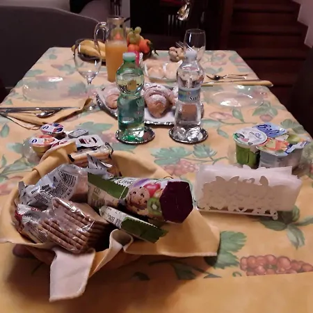 La Rosa Gialla Oda ve Kahvaltı